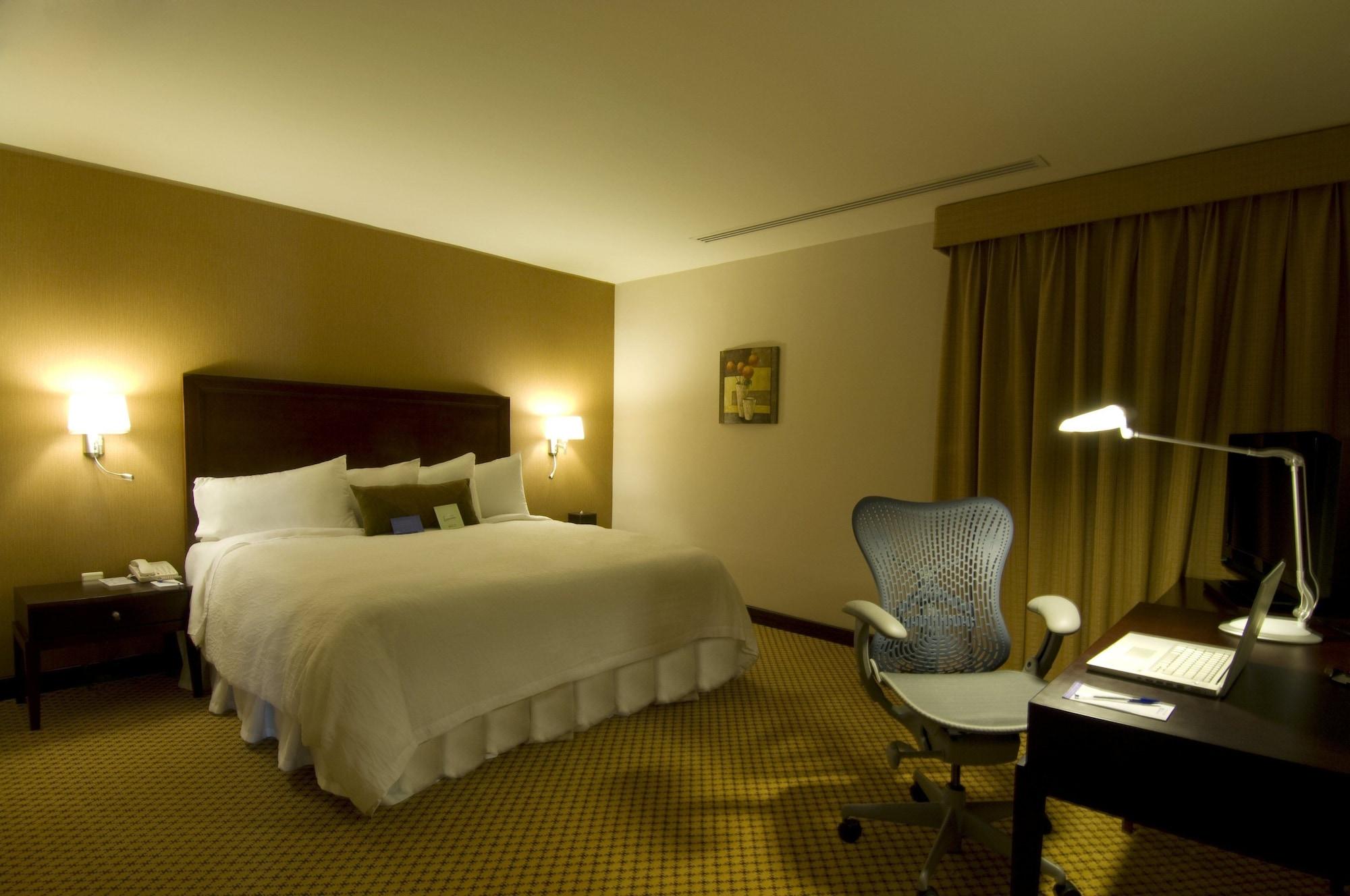 Hilton Garden Inn Riyadh Olaya Extérieur photo