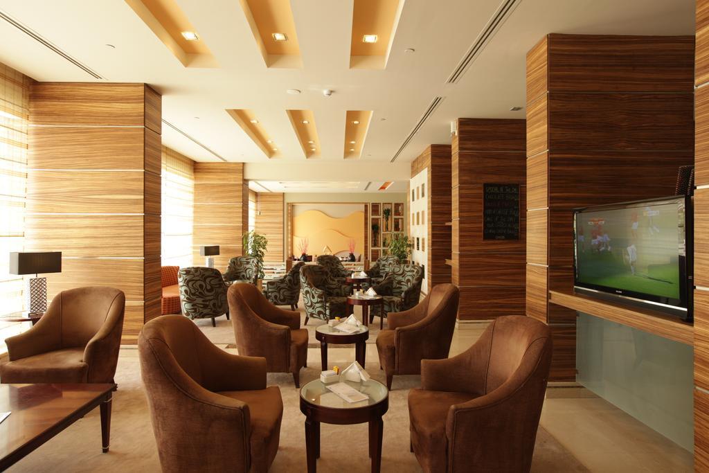 Hilton Garden Inn Riyadh Olaya Extérieur photo