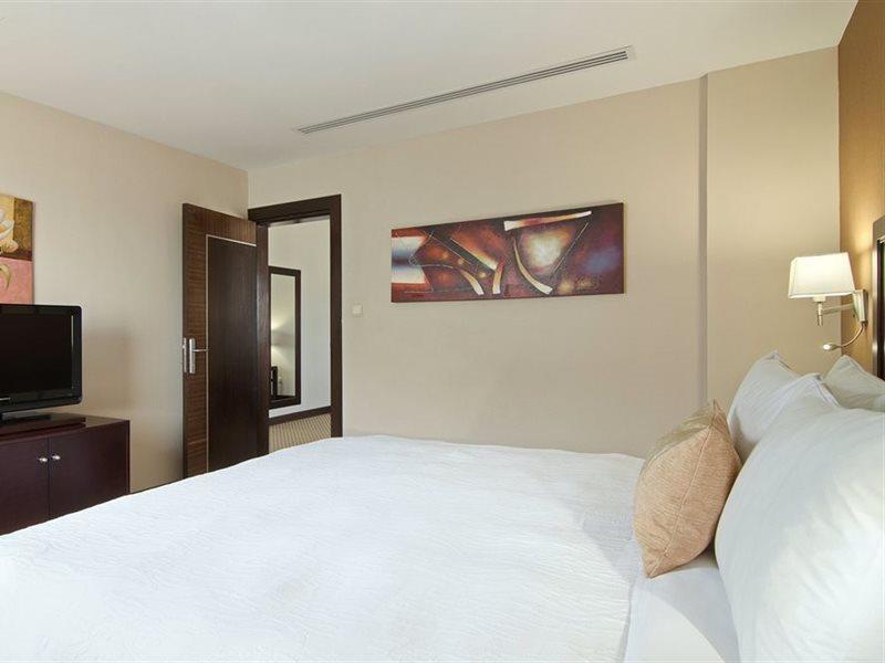 Hilton Garden Inn Riyadh Olaya Extérieur photo