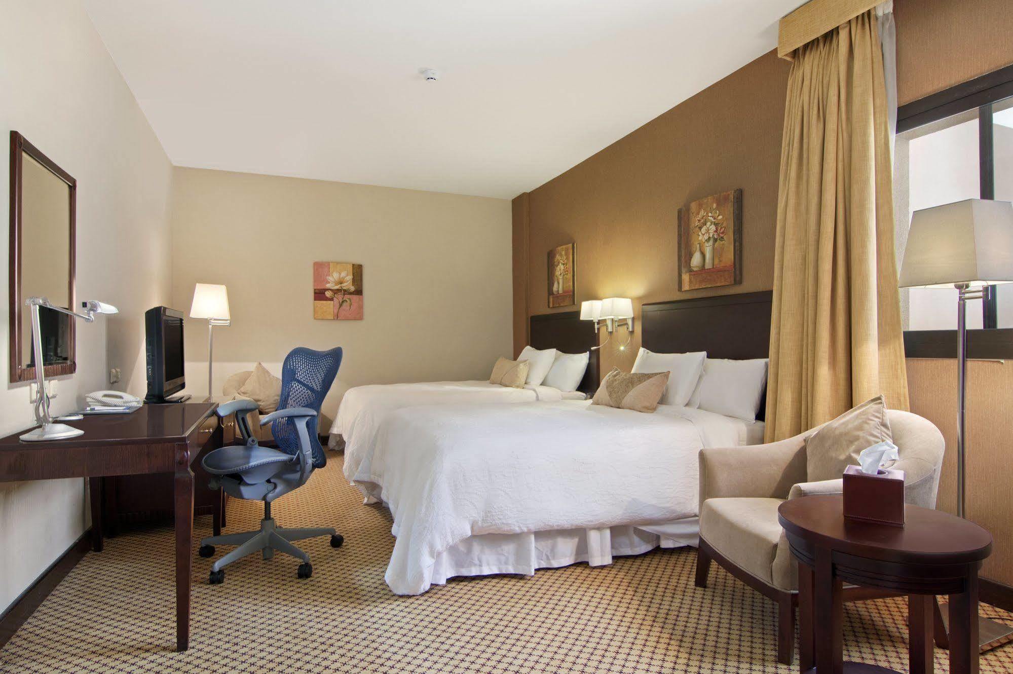 Hilton Garden Inn Riyadh Olaya Chambre photo